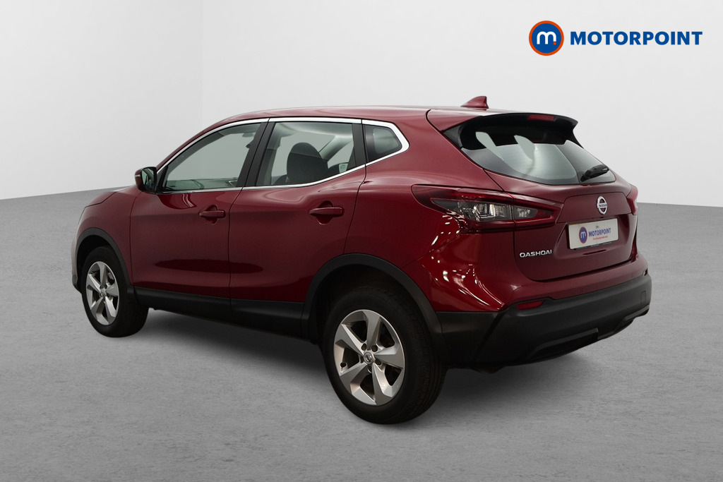 Nissan Qashqai 1.3 Dig-t Acenta Premium Red #5