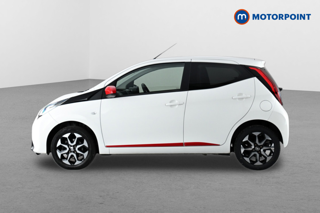 Toyota Aygo 1.0 Vvt-i X-trend YD70EUM White #3