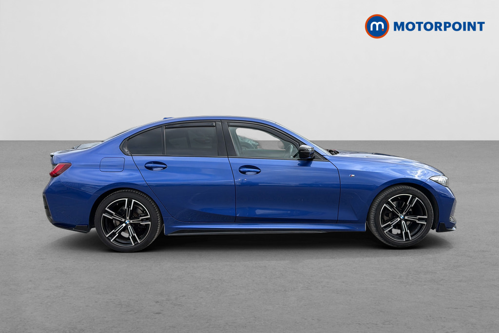 BMW 3 Series 320I M Sport Step YA73EHH Blue #4