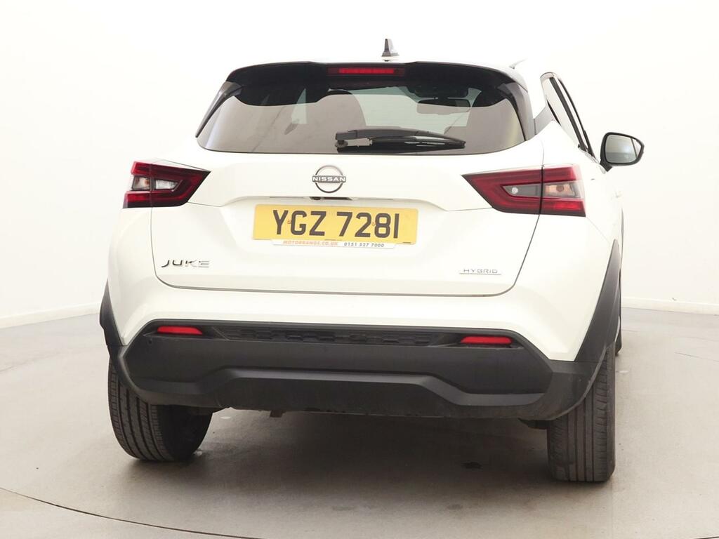 Nissan Juke 1.6 Hybrid N-connecta YGZ7281 White #6
