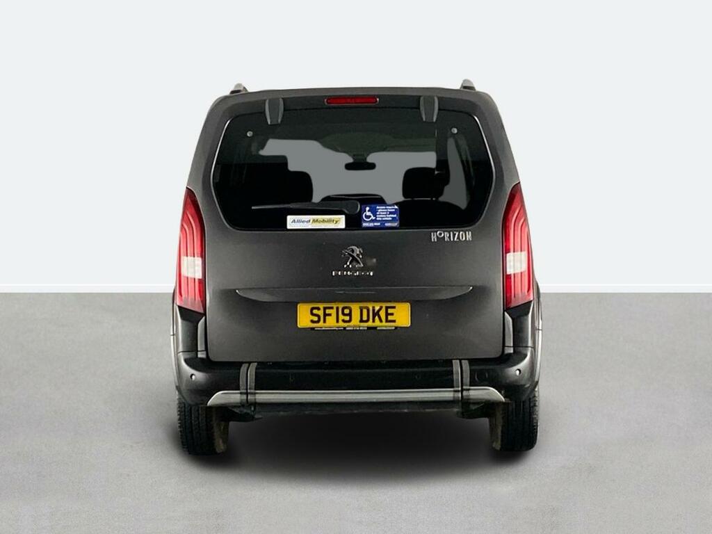 Peugeot Rifter 1.5 Bluehdi 100 Allure Grey #4