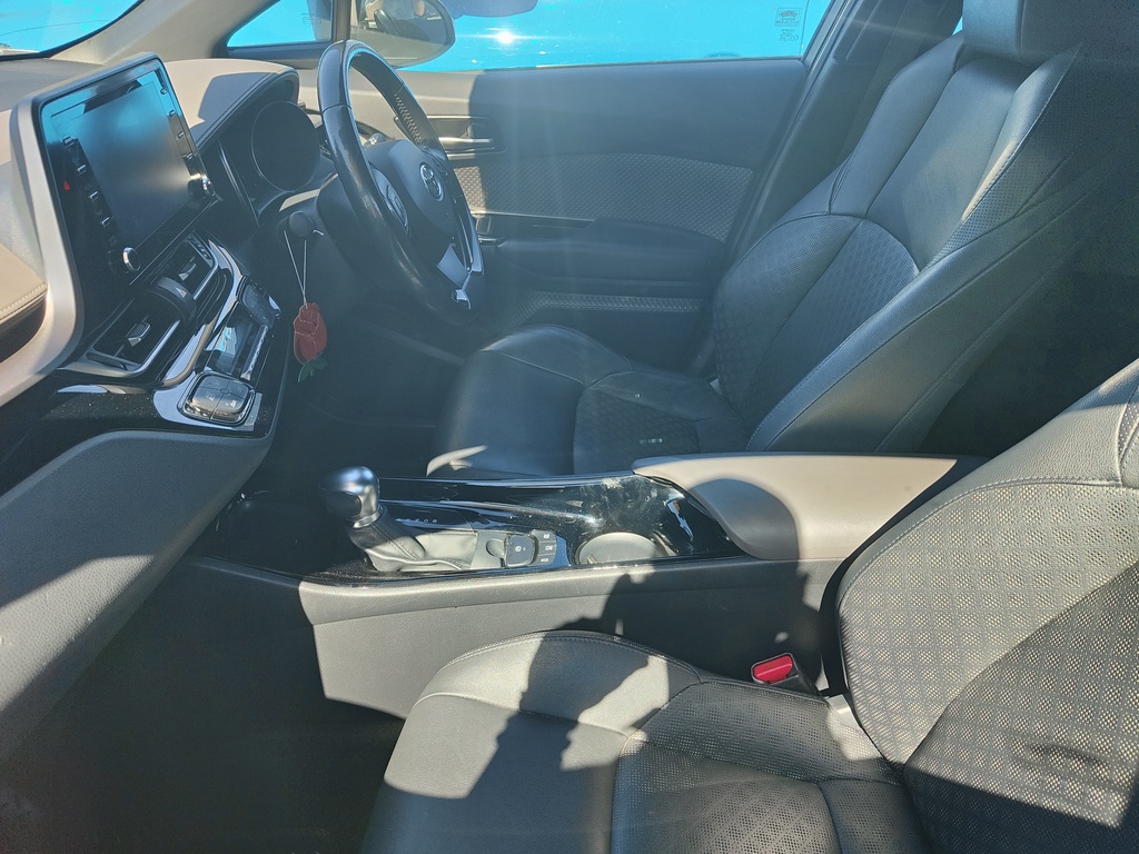 Toyota C-Hr 1.8 Hybrid Excel Cvt Jbl SC70HKX White #2