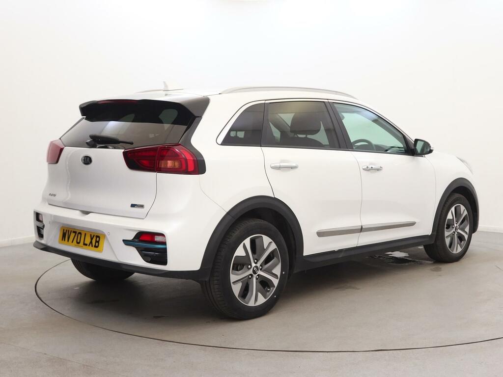Kia e-Niro 150Kw 4 64Kwh WV70LXB White #5