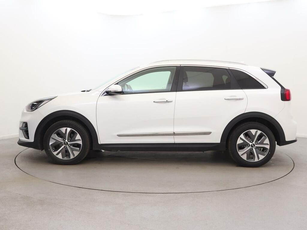 Kia e-Niro 150Kw 4 64Kwh WV70LXB White #4