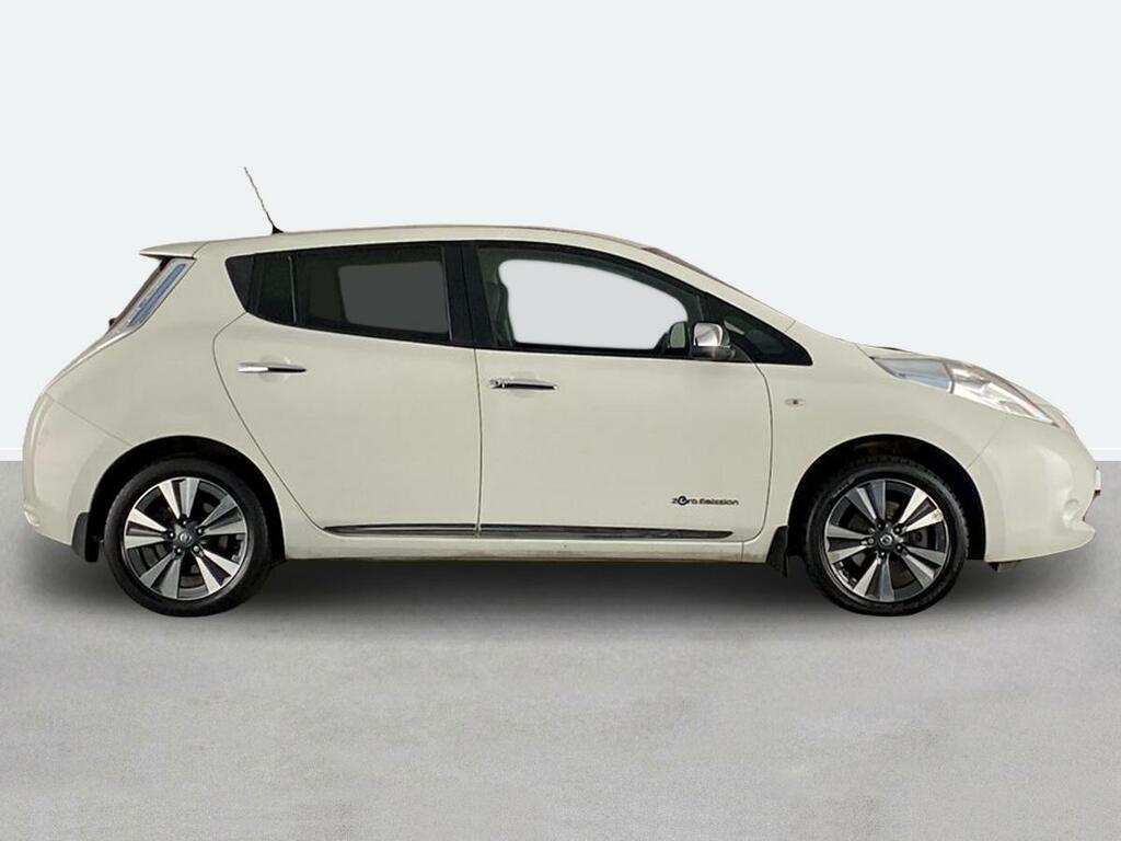 Nissan Leaf 80Kw Tekna 24Kwh White #2
