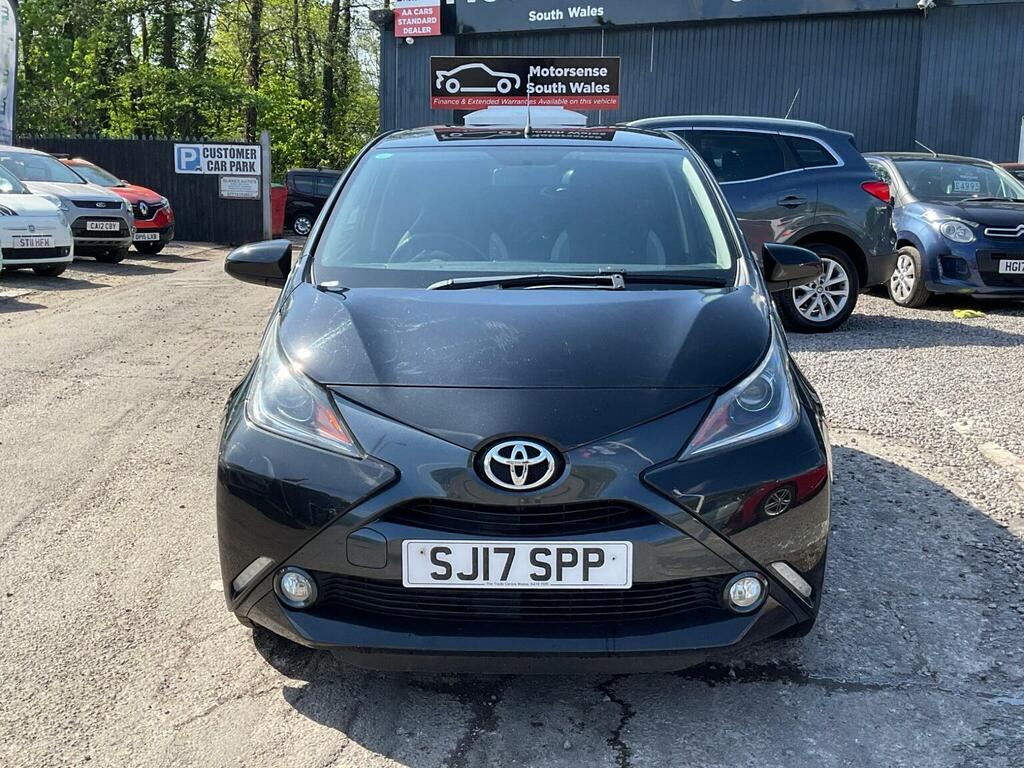 Toyota Aygo 1.0 Vvt-i X-style Euro 6 SJ17SPP Black #2