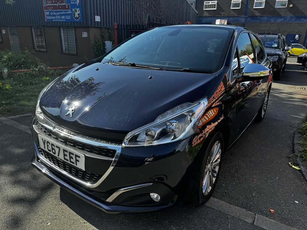 Peugeot 208 Hatchback 1.2 Puretech Allure 201767 YC67EEF Blue #3