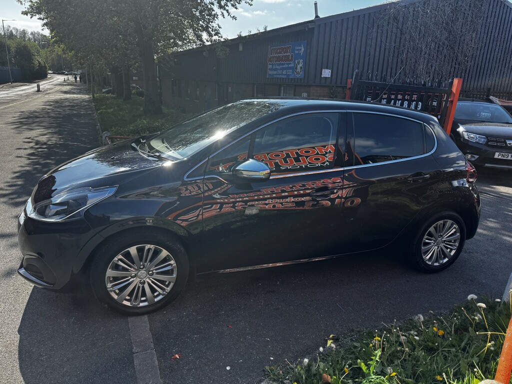 Peugeot 208 Hatchback 1.2 Puretech Allure 201767 YC67EEF Blue #6