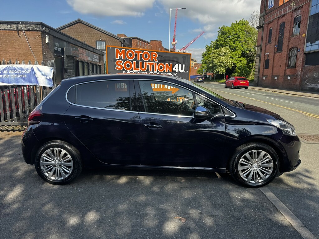 Peugeot 208 Hatchback 1.2 Puretech Allure 201767 YC67EEF Blue #5