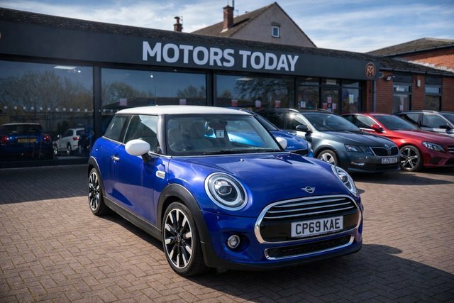 Mini Hatch 2020 1.5 Cooper Exclusive Hatchback Man CP69KAE Blue #3