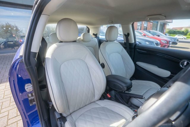 Mini Hatch 2020 1.5 Cooper Exclusive Hatchback Man CP69KAE Blue #6