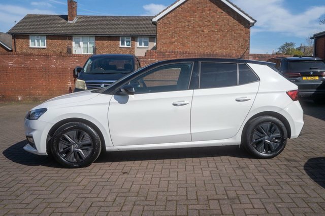 Skoda Fabia 2022 1.0 Mpi Colour Edition Hatchback M MK72UGX White #6