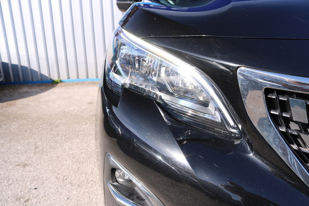 Peugeot 3008 Active 1.5 Hdi WU19YGX Black #2