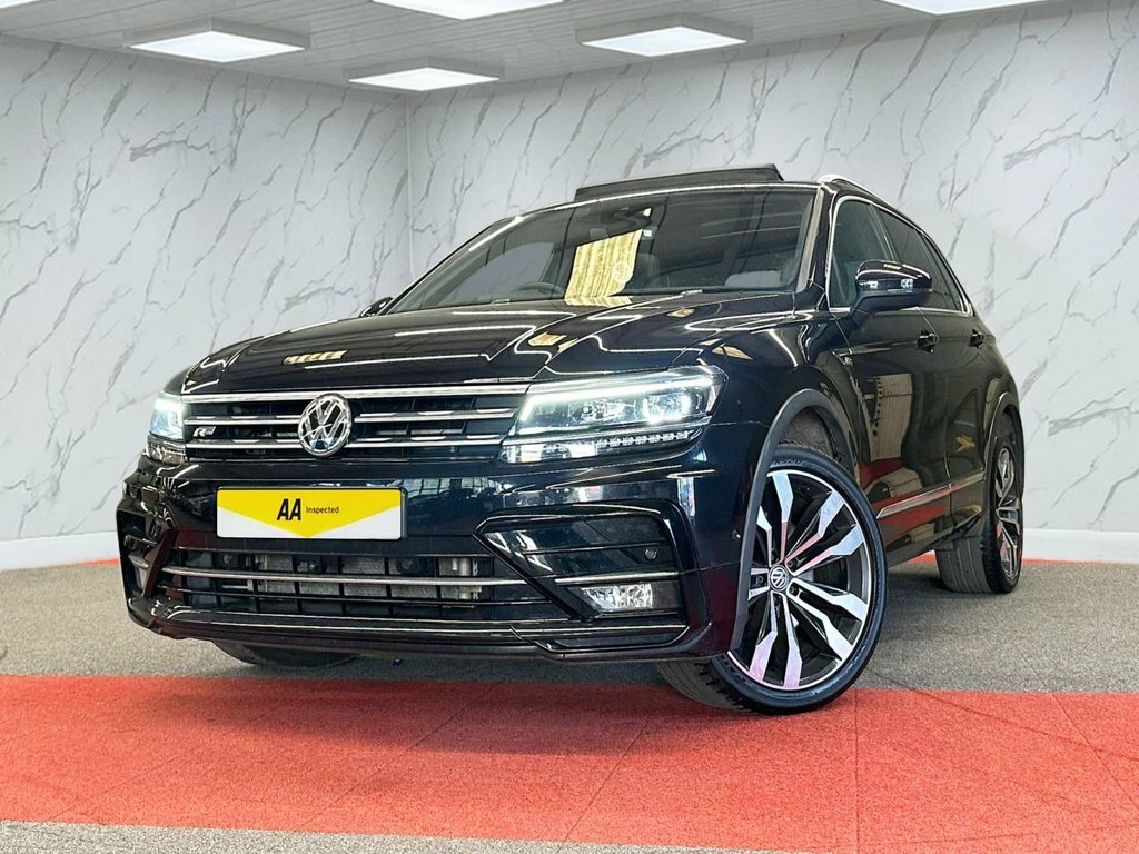 Volkswagen Tiguan 2L R-line Tech KT69FXD Black #4
