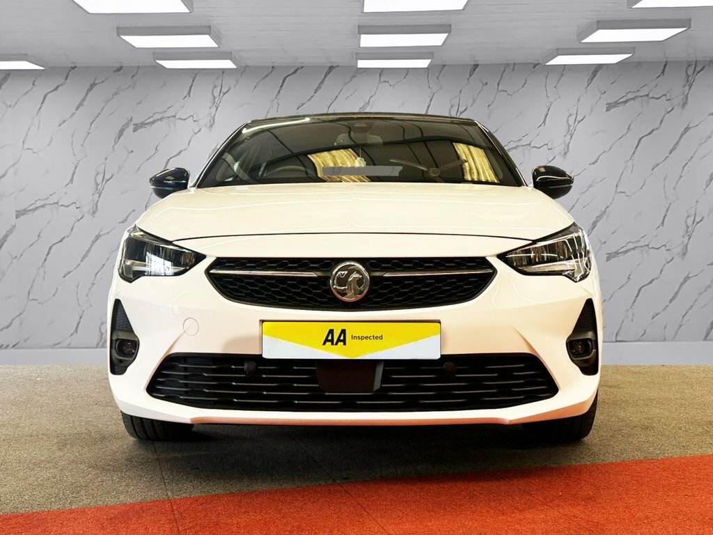 Vauxhall Corsa 1.2L Sri Premium DS21FZD White #3