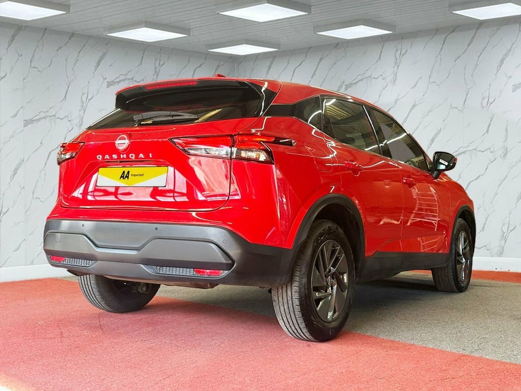 Nissan Qashqai 1.3L Acenta Premium DN24SVK Red #6