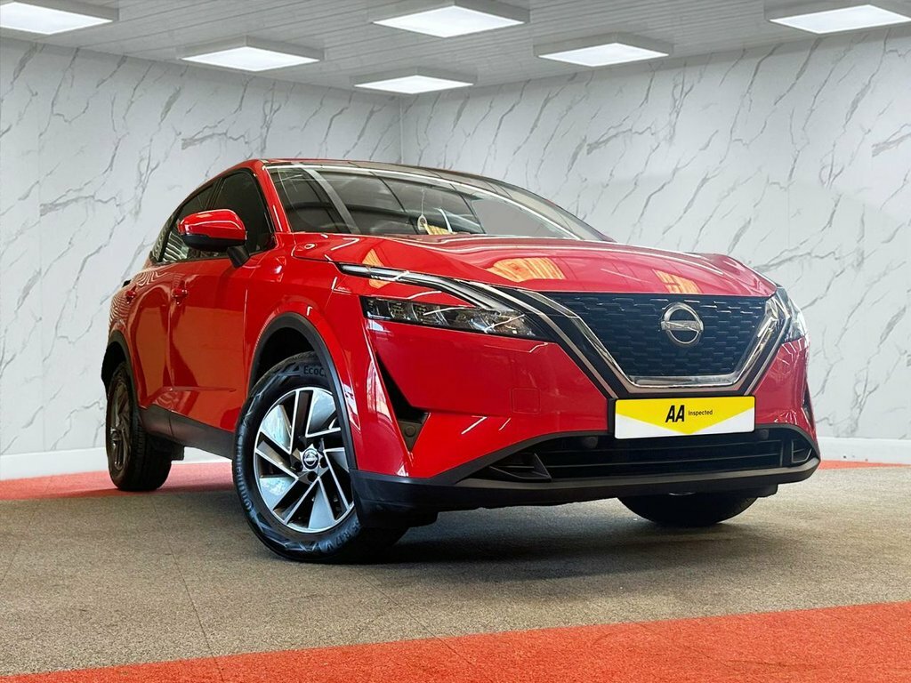 Nissan Qashqai 1.3L Acenta Premium DN24SVK Red #2