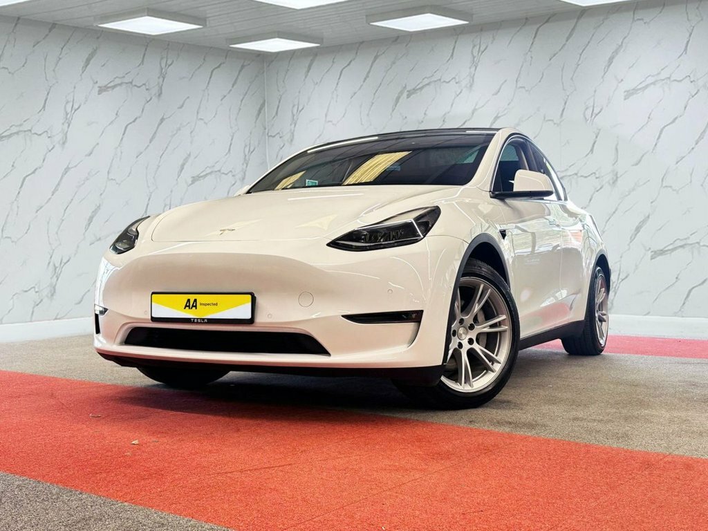 Tesla Model Y Suv MM72FLE White #4