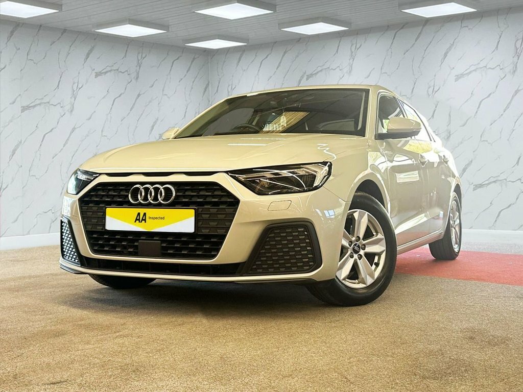 Audi A1 1L Technik RO73JPV Silver #5