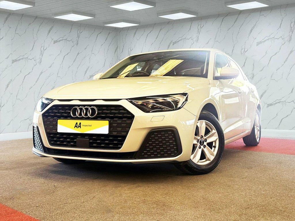 Audi A1 1L Technik RO73HWM Silver #4
