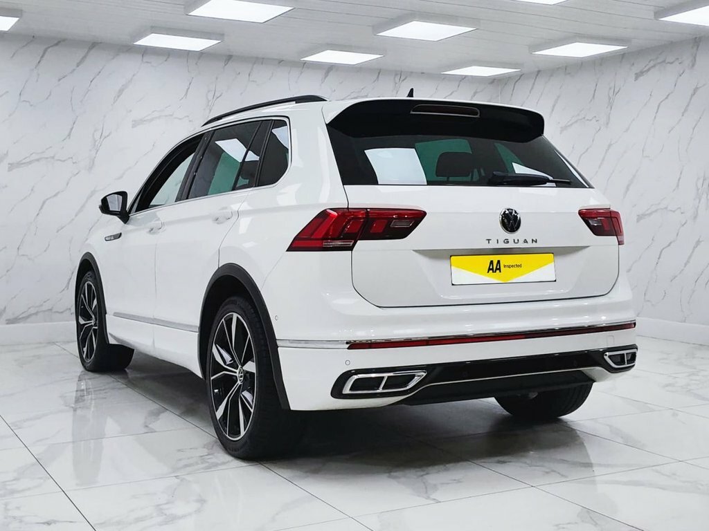 Volkswagen Tiguan 1.5L R-line VO21NNJ White #6