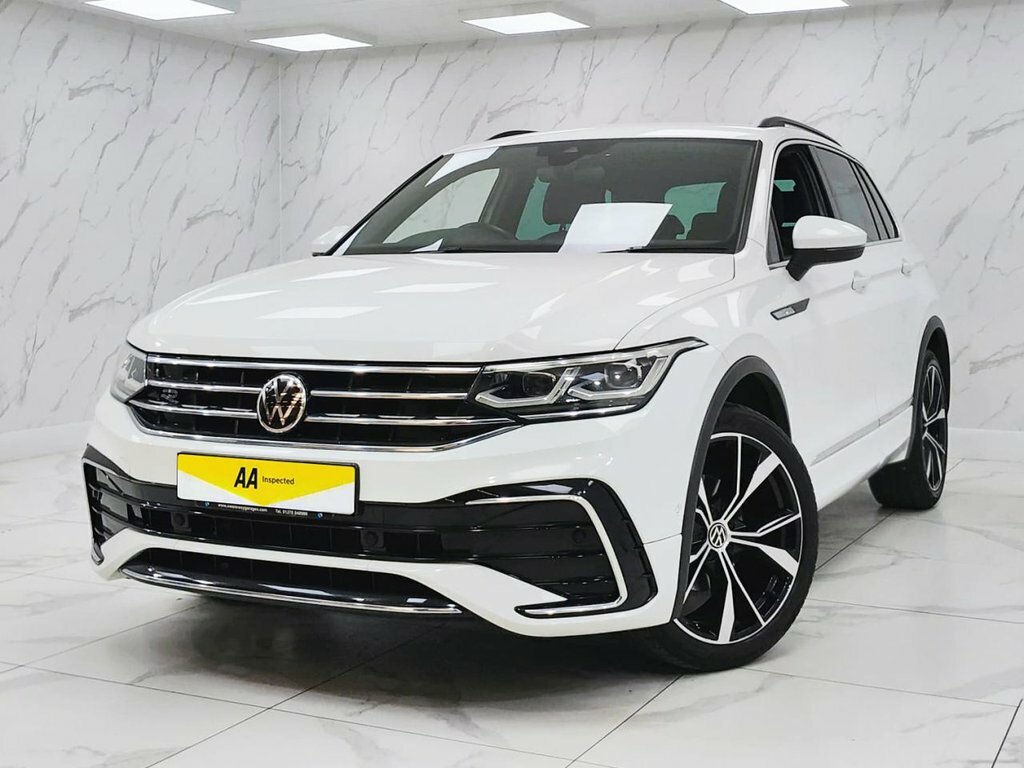 Volkswagen Tiguan 1.5L R-line DF70WXM White #2