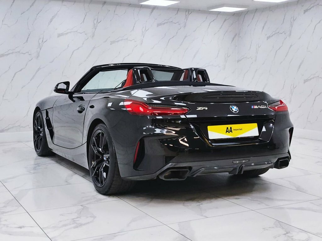 BMW Z4 Convertible EO72UJZ Black #5