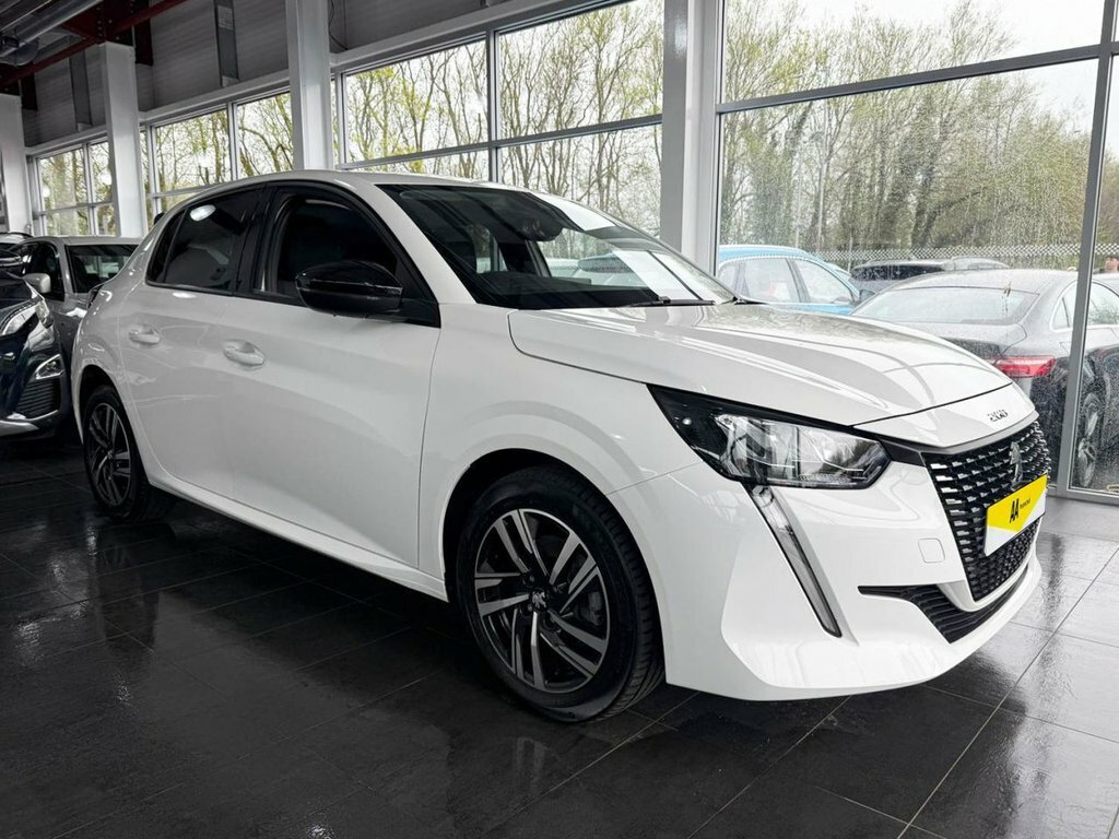 Peugeot 208 1.2L Allure Premium FD73MYW White #2
