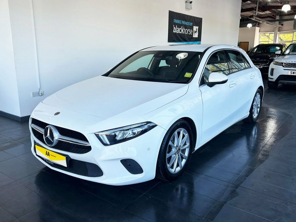 Mercedes-Benz A Class 1.3L Sport YK20JYD White #4