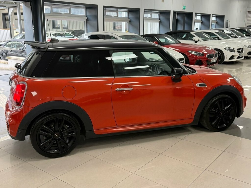 Mini Hatch 1.5L Cooper Sport CJ19UKP Orange #4