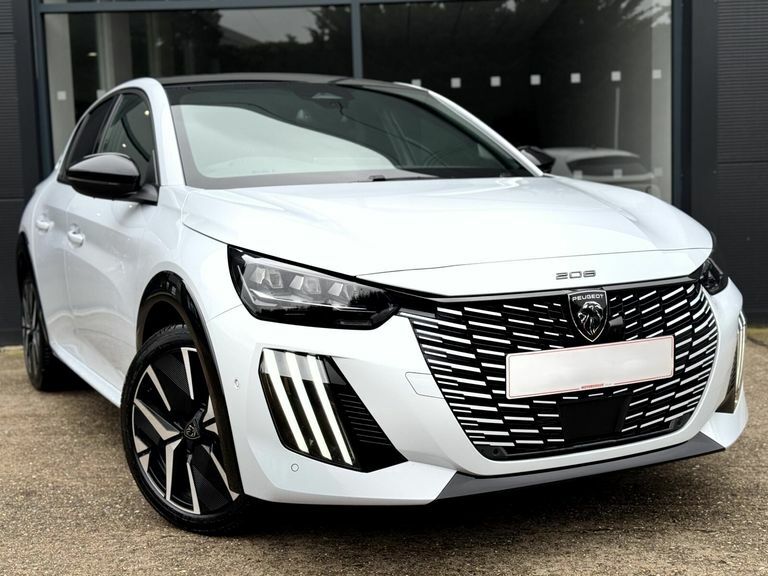 Peugeot 208 1.2 Puretech 100 Gt Premium  White #2