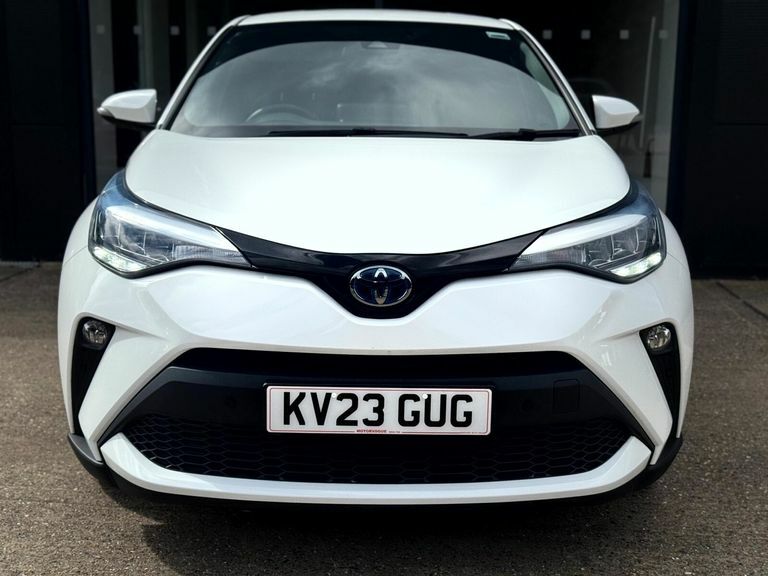 Toyota C-Hr 1.8 Hybrid Design Cvt KV23GUG White #5