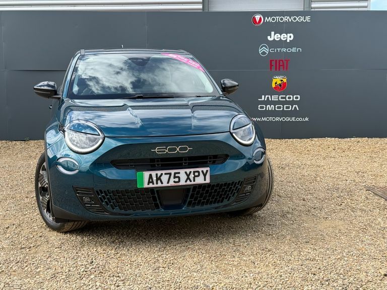 Fiat 600e 115Kw La Prima 54Kwh Green