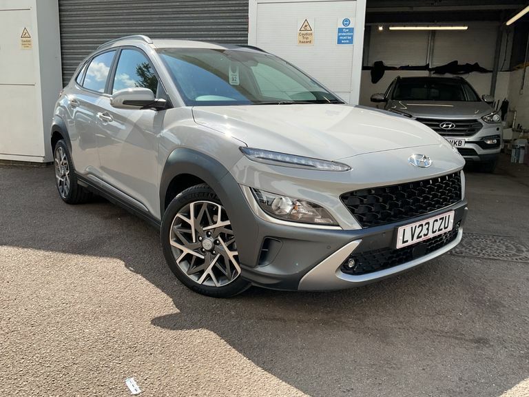 Hyundai Kona 1.6 Gdi Hybrid Premium Dct LV23CZU Grey