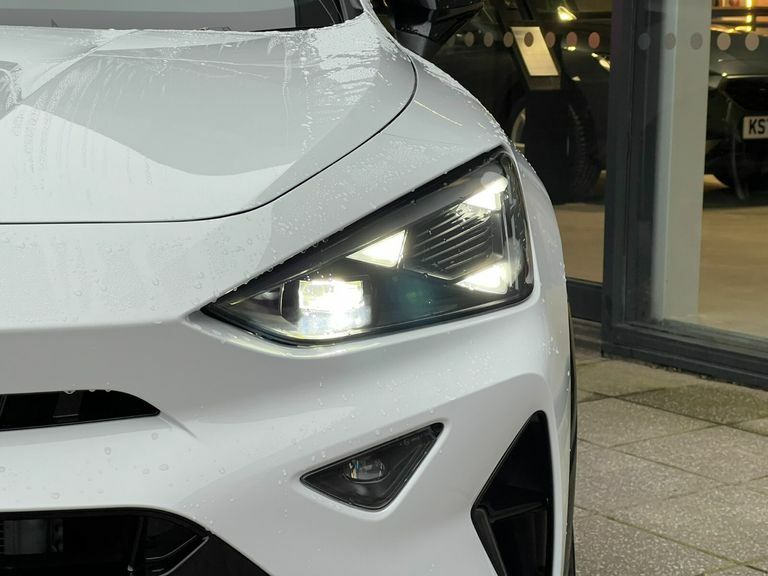 Cupra Formentor 1.5 Etsi 150 V1 Dsg  White #3