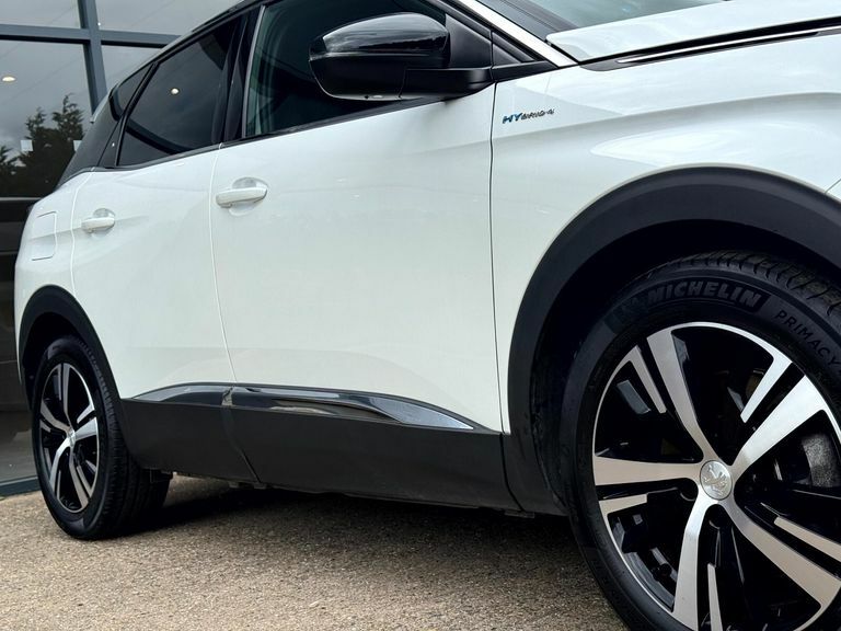Peugeot 3008 1.6 Hybrid4 300 Gt E-eat8 AV73GPJ White #6