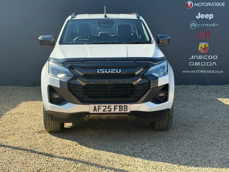 Isuzu D-Max 1.9 V-cross Double Cab 4X4 AF25FBB White #2