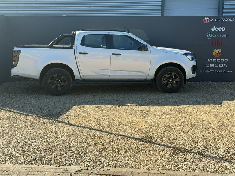 Isuzu D-Max 1.9 V-cross Double Cab 4X4 AF25FBB White #6
