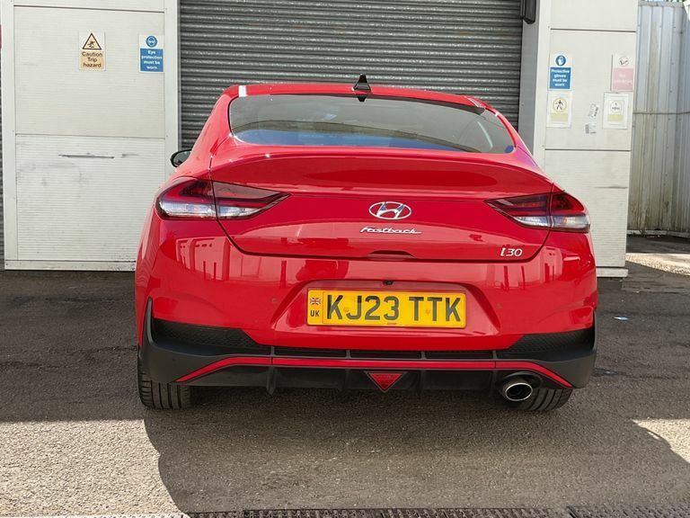 Hyundai I30 1.5T Gdi N Line Dct Red #6