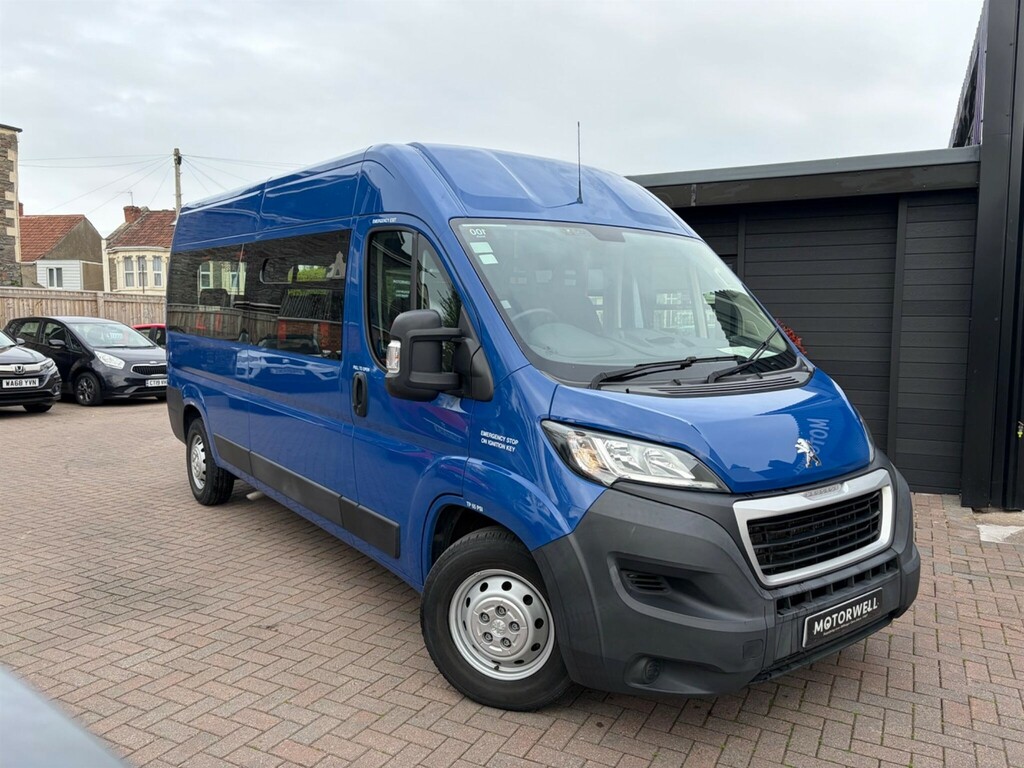 Peugeot Boxer Candrive Flexi 17 Seat Minibus Blue