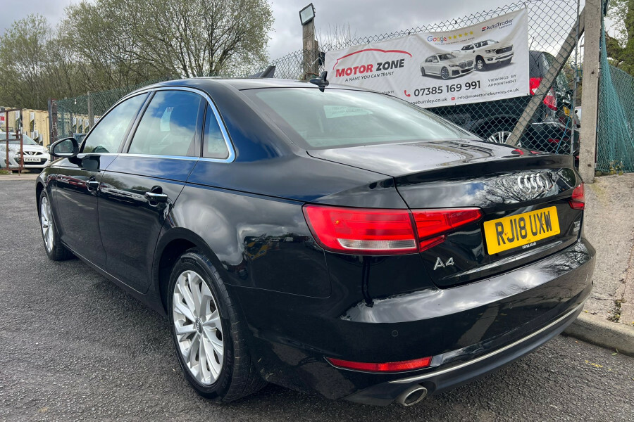 Audi A4 Tdi Ultra Se RJ18UXW Black #6