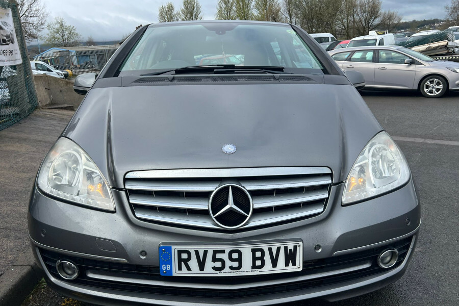 Mercedes-Benz A Class Diesel RV59BVW Grey #2