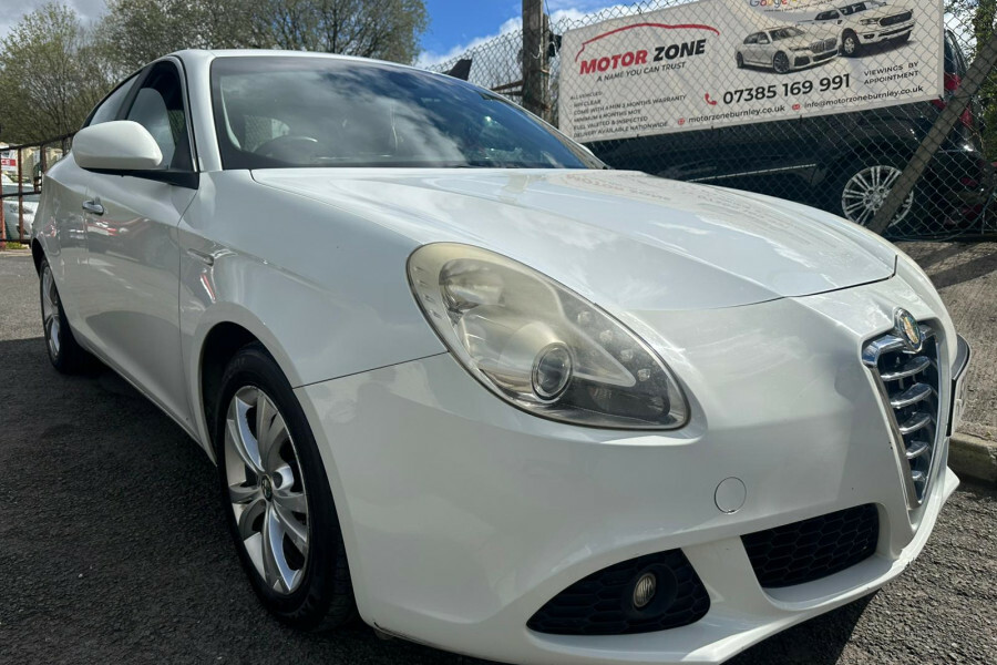 Alfa Romeo Giulietta Diesel White