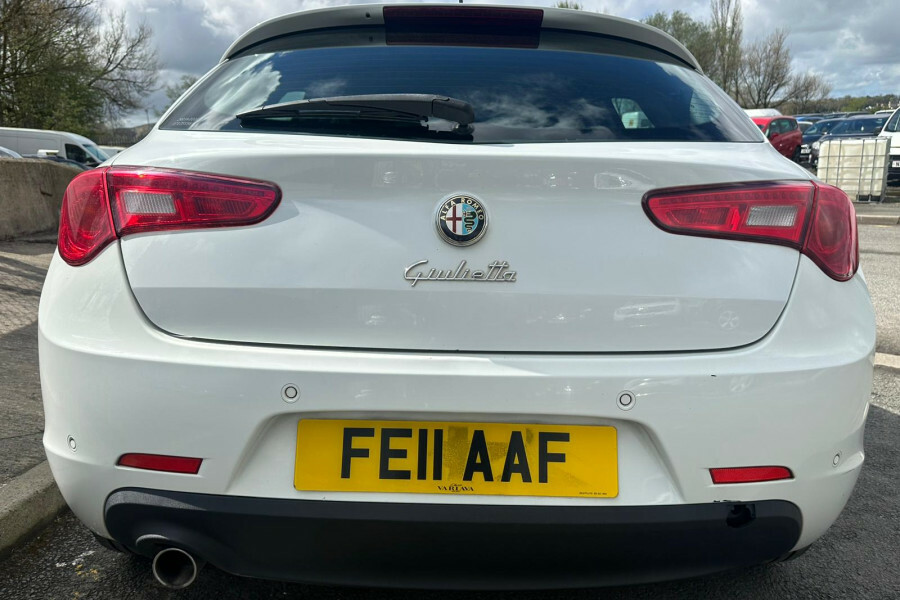 Alfa Romeo Giulietta Diesel  White #6