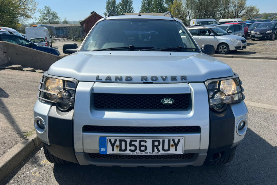 Land Rover Freelander Diesel White #2