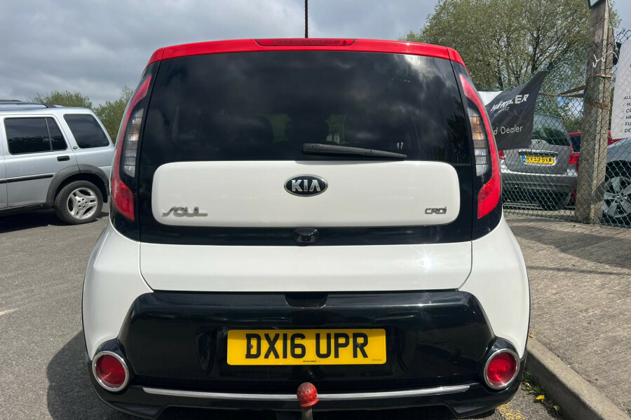 Kia Soul Diesel White #5