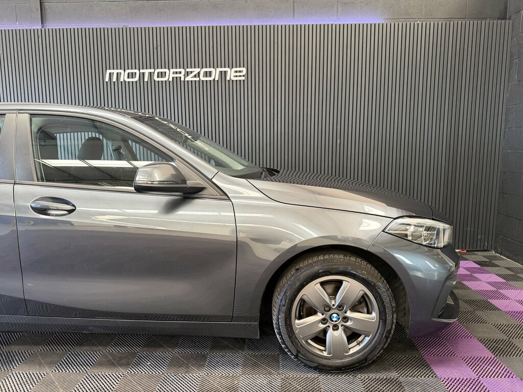 BMW 1 Series 1.5 118I Se Hatchback Euro 6 S LC20SZF Grey #6