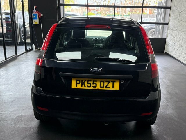 Ford Fiesta 1.25 Style Hatchback 147 G Km 7 Black #6