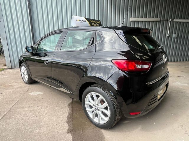 Renault Clio 1.2 16V Dynamique Nav Hatchback HK17AHZ Black #6