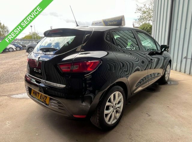 Renault Clio 1.2 16V Dynamique Nav Hatchback HK17AHZ Black #3